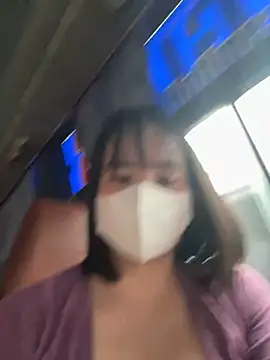 Snapshot of May-Squirt chatting on March 13, 8:37 am May-Squirt online show from March 13, 8:37 am