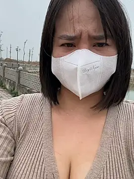 Snapshot of May-Squirt chatting on February 24, 5:19 am May-Squirt online show from February 24, 5:19 am