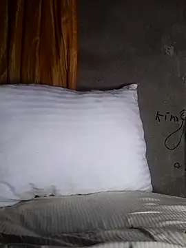 Snapshot of lachilena027 chatting on February 28, 3:37 am lachilena027 online show from February 28, 3:37 am