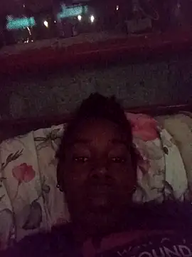 Snapshot of lachilena027 chatting on February 24, 2:29 pm lachilena027 online show from February 24, 2:29 pm