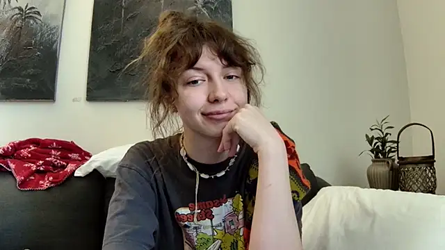 Snapshot of sun_place chatting on February 20, 8:16 am sun place online show from February 20, 8:16 am