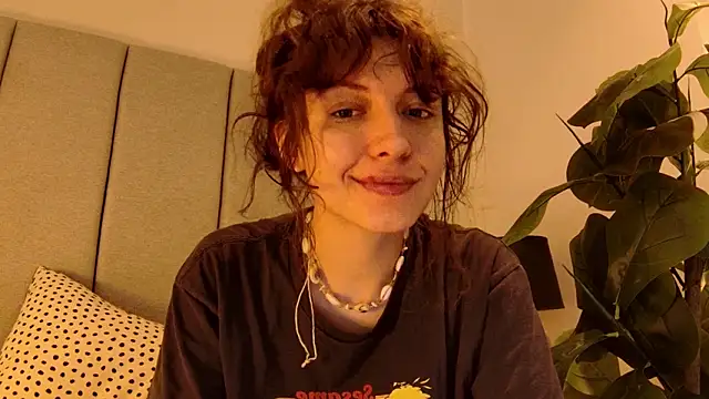 Snapshot of sun_place chatting on February 22, 5:10 am sun place online show from February 22, 5:10 am