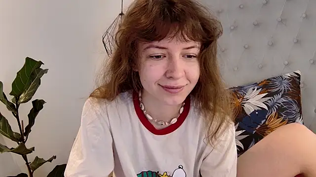 Snapshot of sun_place chatting on February 18, 8:44 am sun place online show from February 18, 8:44 am