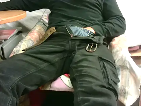 Giulio35 Pika online show from December 2, 5:14 pm