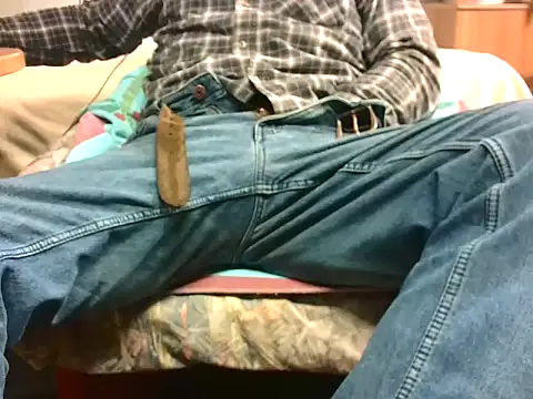 Giulio35 Pika online show from April 3, 2:45 pm