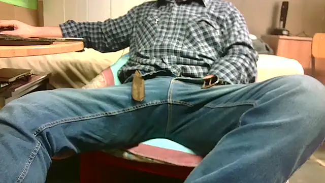 Giulio35 Pika online show from February 17, 5:21 pm