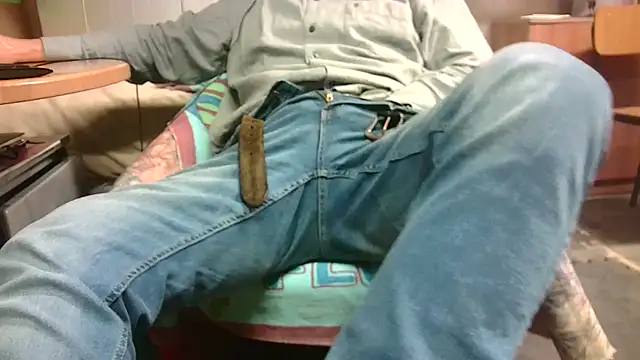 Giulio35 Pika online show from March 12, 4:00 pm