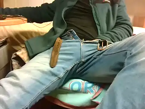 Giulio35 Pika online show from March 19, 2:17 pm