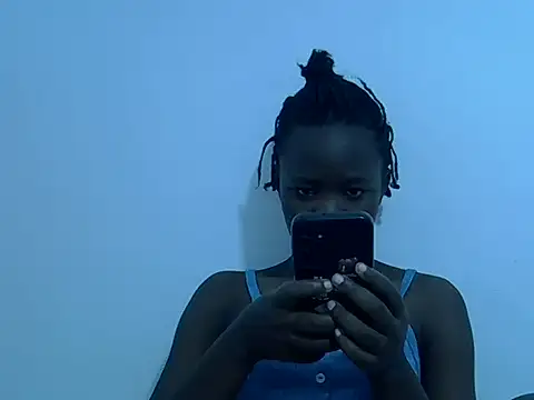 Snapshot of hey_its_andreana chatting on June 28, 12:50 am hey its andreana online show from June 28, 12:50 am