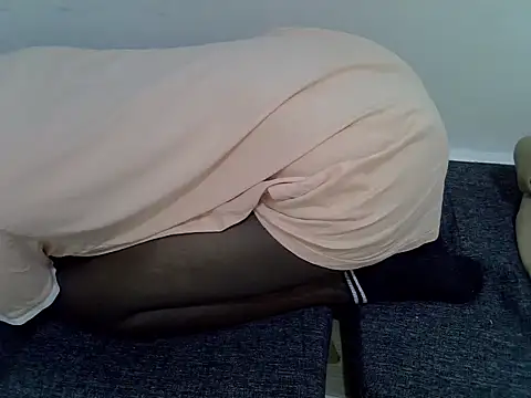 hey its andreana online show from March 31, 5:48 pm