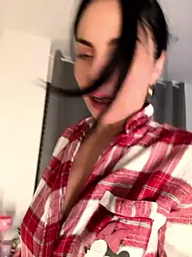 KimKelly13 online show from January 7, 7:57 am