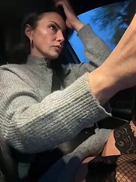 KimKelly13 online show from December 4, 7:07 am