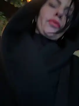 KimKelly13 online show from November 15, 7:45 am