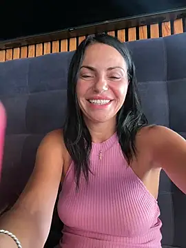 Snapshot of KimKelly13 chatting on July 7, 7:23 am KimKelly13 online show from July 7, 7:23 am