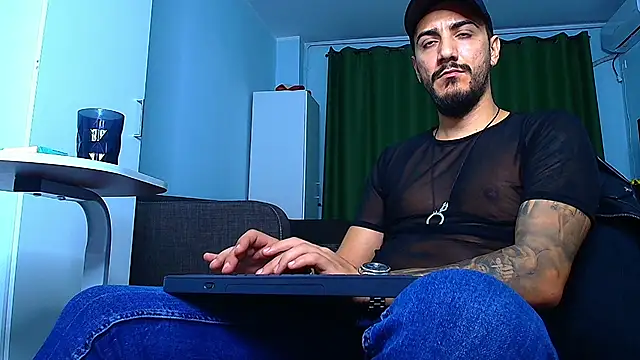 AndrewBanner online show from September 21, 3:22 am