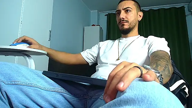AndrewBanner online show from October 4, 3:41 am