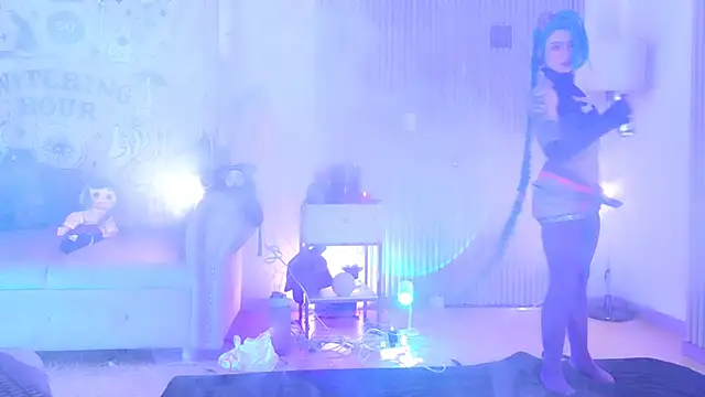 zephirahabney online show from November 23, 3:33 pm