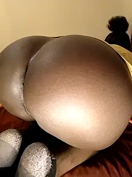 Misskhalifa  online show from October 6, 12:12 am