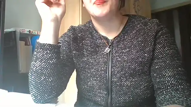 LadyMinnie online show from April 30, 9:16 am