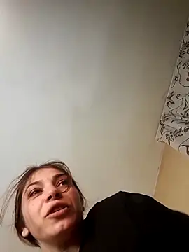 Snapshot of AntoniaHottie chatting on March 13, 5:18 pm AntoniaHottie online show from March 13, 5:18 pm