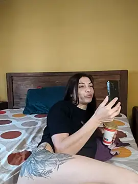 AntoniaHottie online show from April 26, 8:33 am