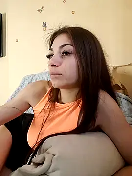 Snapshot of AntoniaHottie chatting on February 23, 1:10 pm AntoniaHottie online show from February 23, 1:10 pm