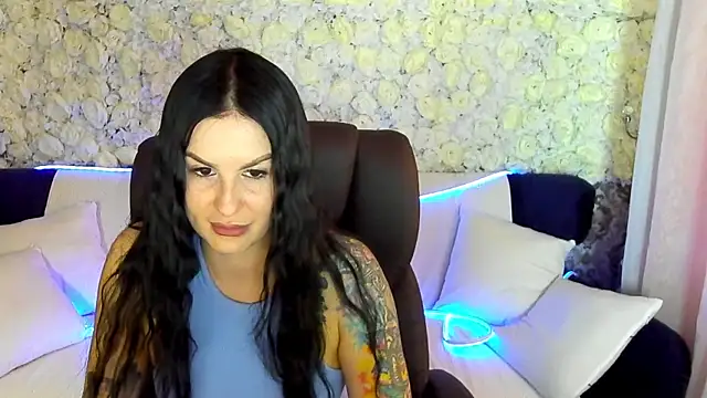 AmberDismond online show from May 8, 5:44 am