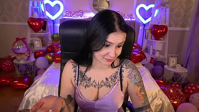 AmberDismond online show from February 26, 5:00 pm