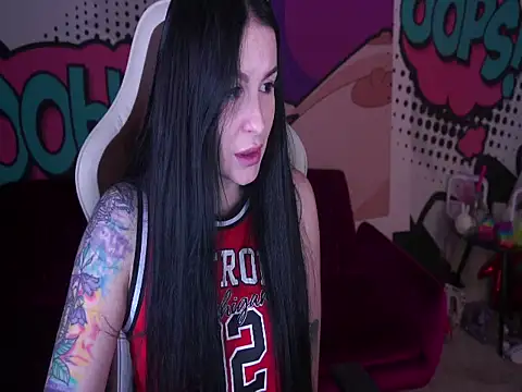 Snapshot of AmberDismond chatting on July 13, 6:13 am AmberDismond online show from July 13, 6:13 am