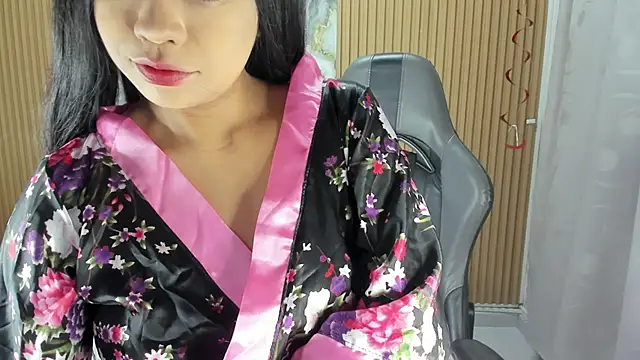 Lili 16 online show from January 9, 11:06 am