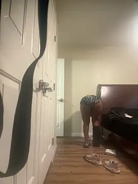 KiDaBrat online show from October 5, 8:32 pm