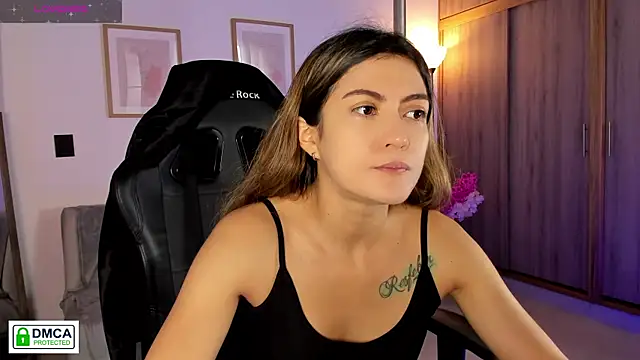 Lilabril online show from April 28, 2:43 pm