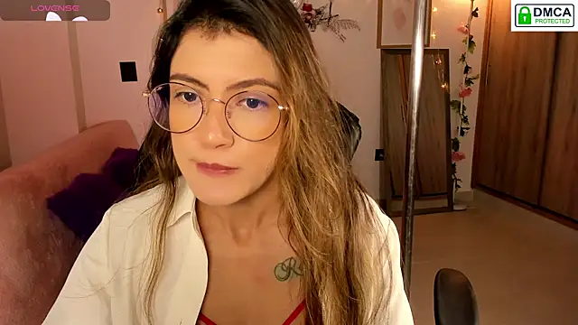 Lilabril online show from December 1, 2:40 pm