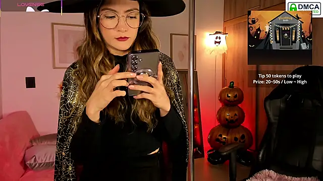 Lilabril online show from October 10, 2:51 pm