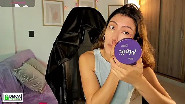 Lilabril online show from April 6, 2:40 pm