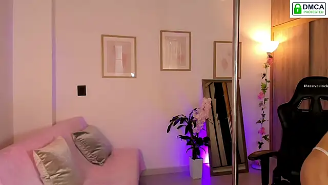 Lilabril online show from September 23, 2:46 pm