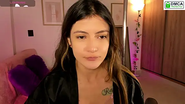 Lilabril online show from November 28, 2:39 pm