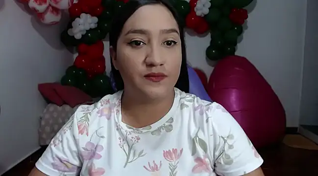 Saracutee1 online show from December 6, 3:28 pm