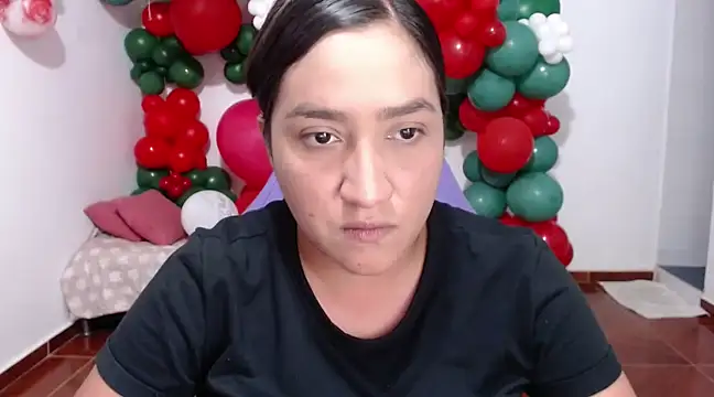 Saracutee1 online show from December 24, 5:23 pm