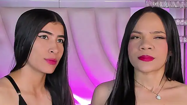 siara and zoe online show from May 28, 10:26 pm