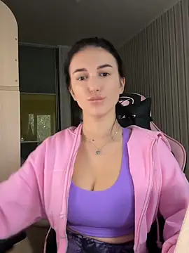 Julietta a online show from October 27, 7:53 am