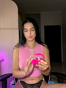 Julietta a online show from October 8, 4:08 pm