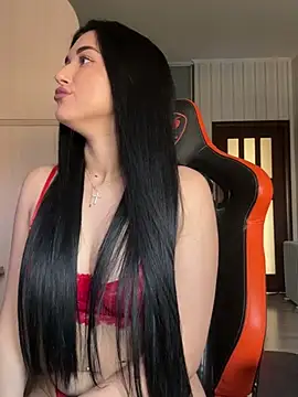 Julietta a online show from March 7, 11:07 am