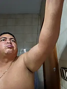 gordito xx online show from March 11, 6:19 am