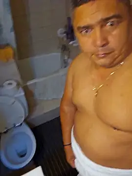 gordito xx online show from October 20, 5:31 am