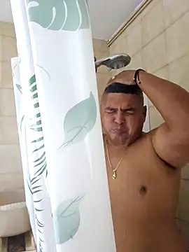 gordito xx online show from September 24, 5:25 am