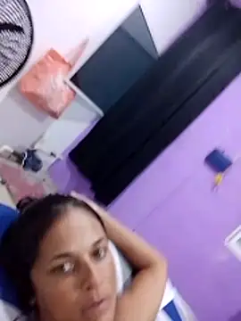 Snapshot of GiveLove1 chatting on January 10, 12:50 am GiveLove1 online show from January 10, 12:50 am