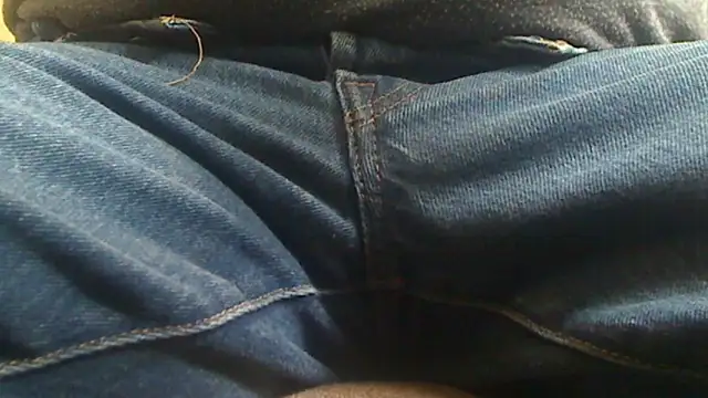markluvskitty online show from June 10, 12:28 pm
