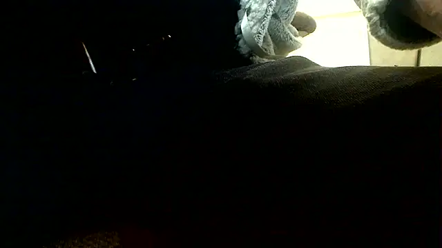 markluvskitty online show from April 10, 12:34 pm