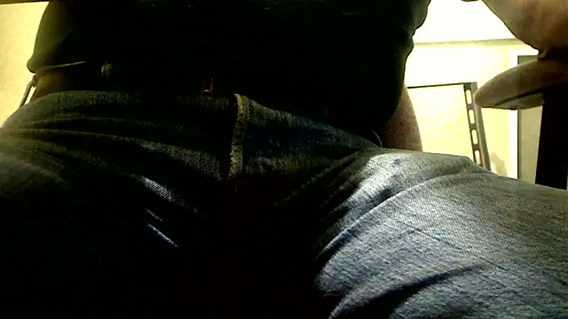 markluvskitty online show from October 3, 12:50 pm